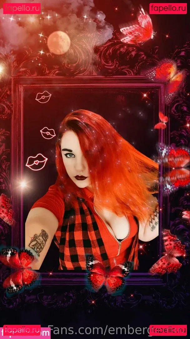 embergemini Onlyfans Photo Gallery 