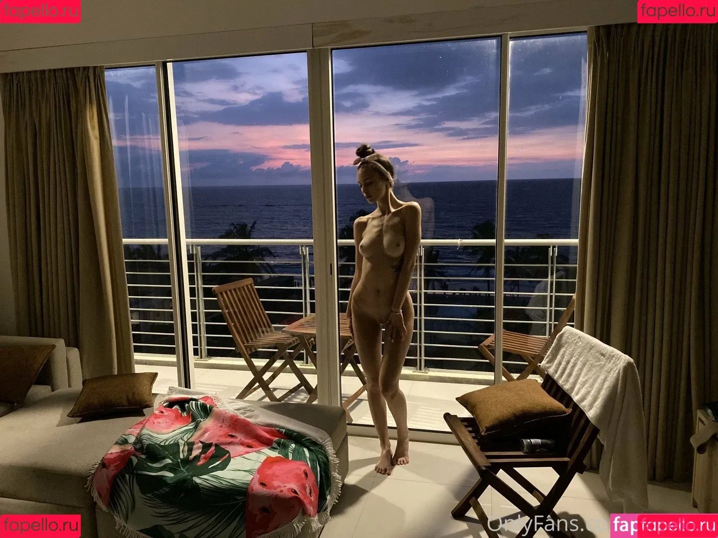 SolaZola Onlyfans Photo Gallery 