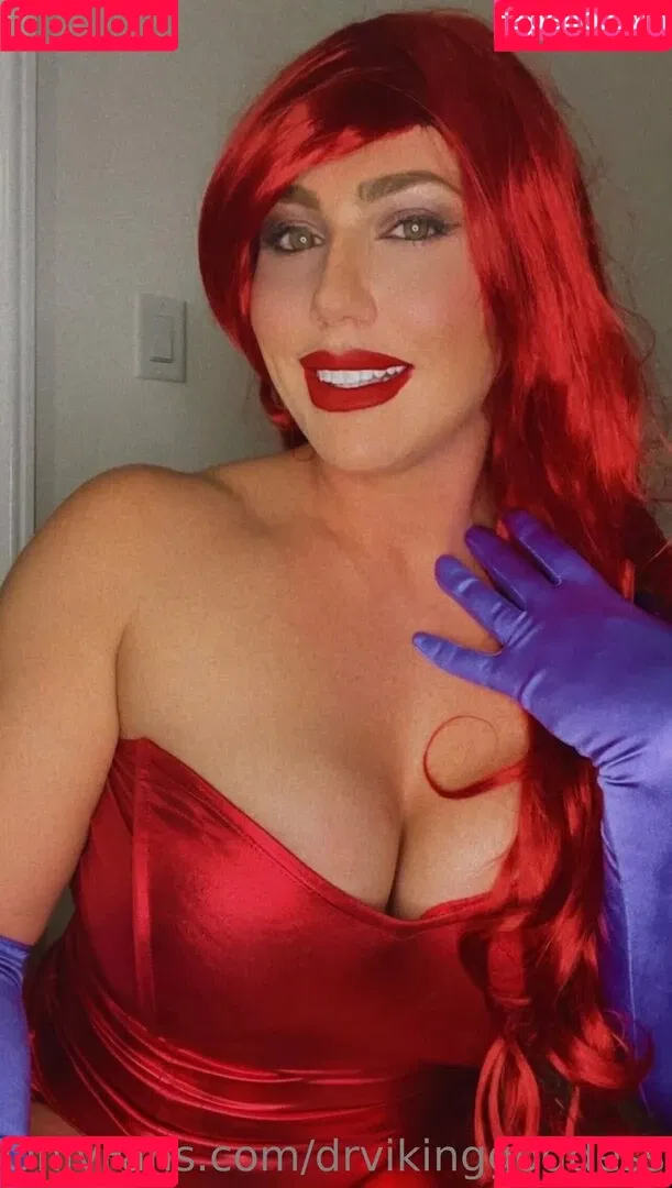 Dr Colette Larsen Onlyfans Photo Gallery 