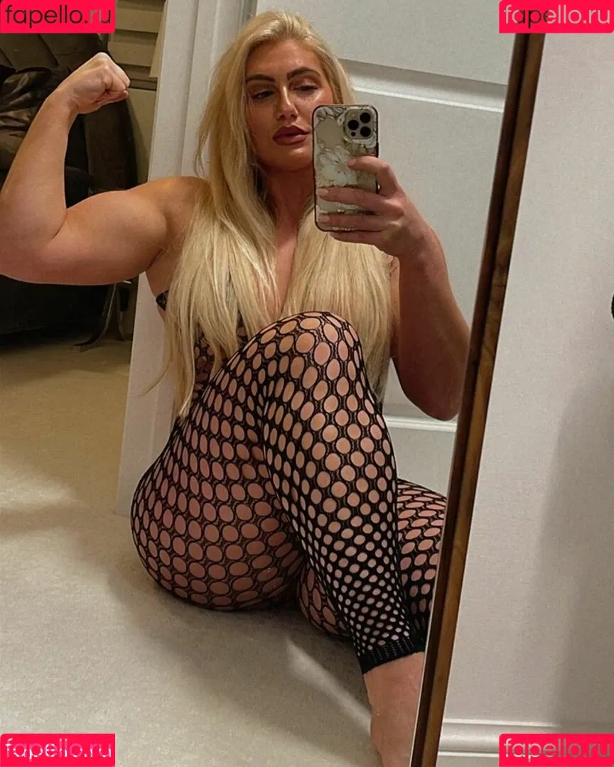 Dr Colette Larsen Onlyfans Photo Gallery 