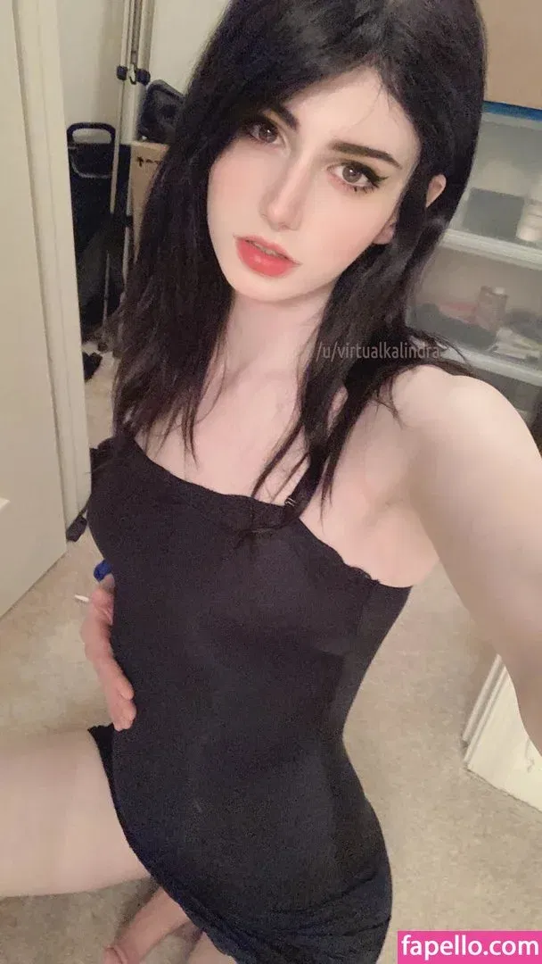 Kalindra Chan Onlyfans Photo Gallery 