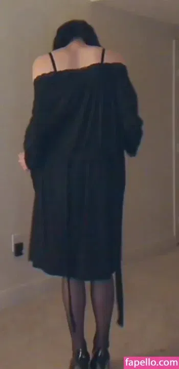 Kalindra Chan Onlyfans Photo Gallery 