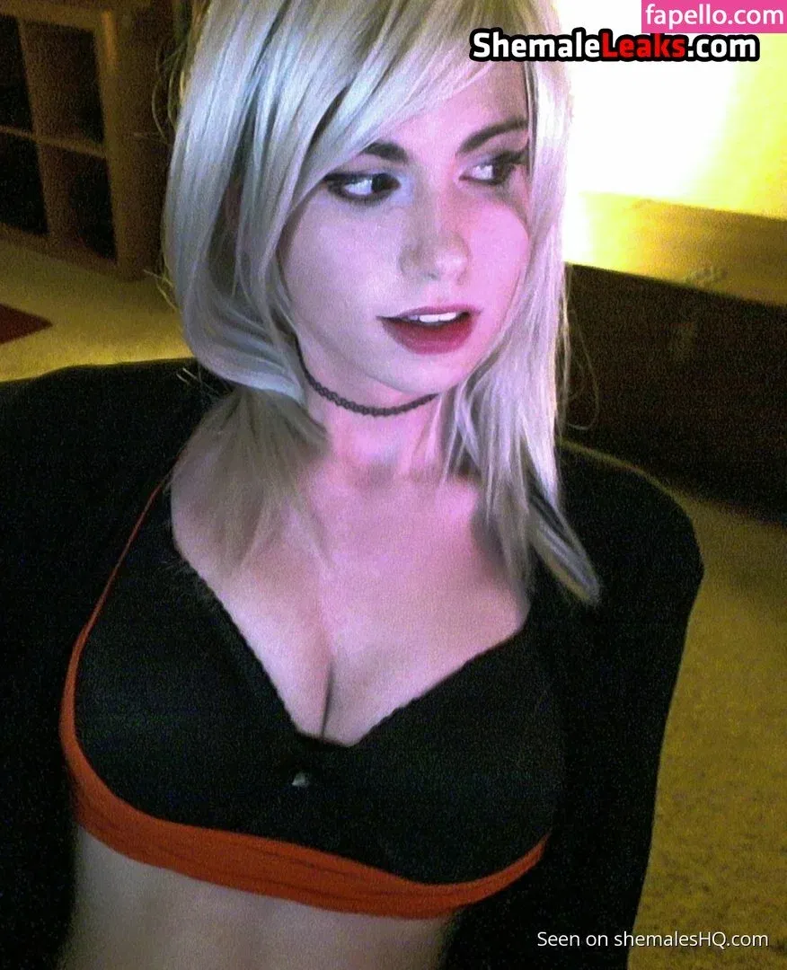 Kalindra Chan Onlyfans Photo Gallery 