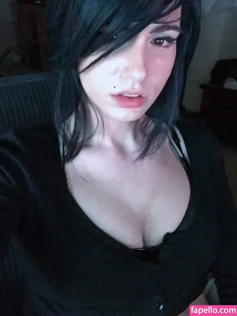 Kalindra Chan Onlyfans Photo Gallery 