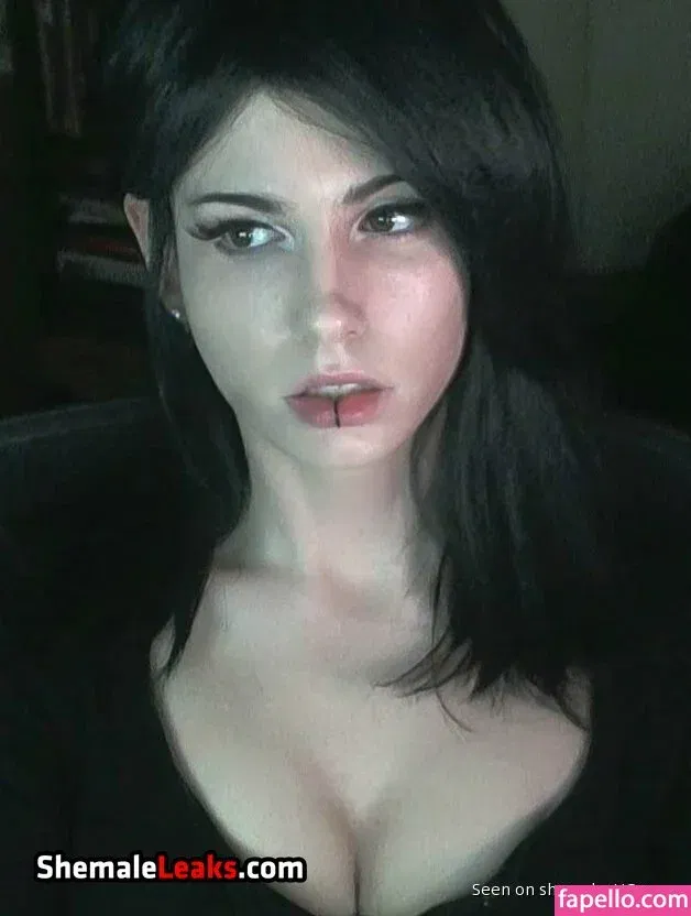 Kalindra Chan Onlyfans Photo Gallery 