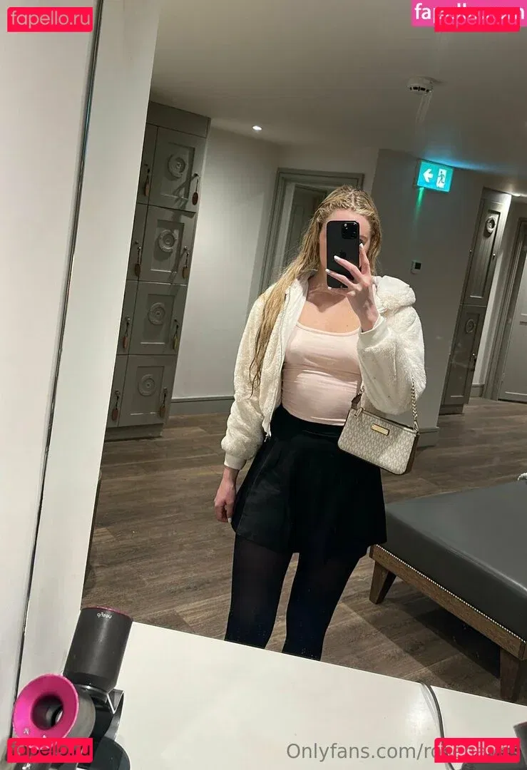 yourbabygirllxoxo Onlyfans Photo Gallery 