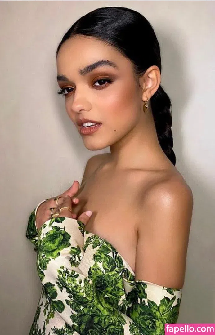 Rachel Zegler Onlyfans Photo Gallery 
