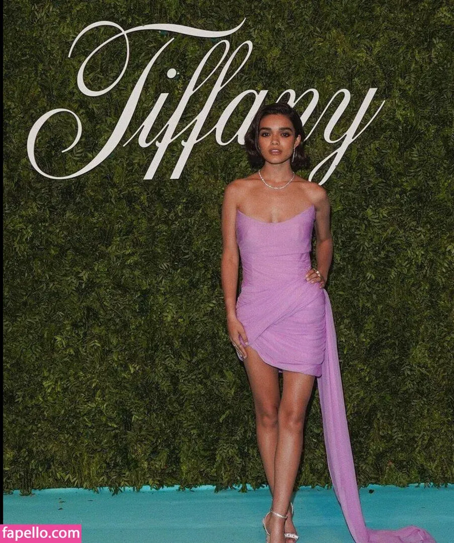 Rachel Zegler Onlyfans Photo Gallery 