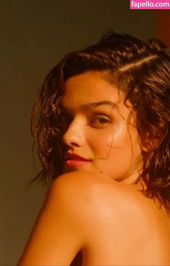 Rachel Zegler Onlyfans Photo Gallery 