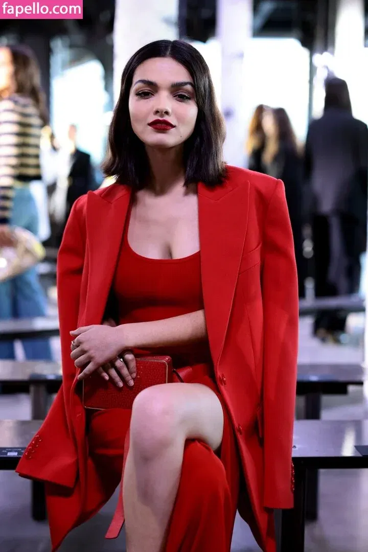 Rachel Zegler Onlyfans Photo Gallery 