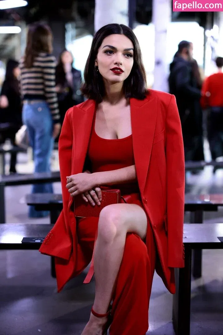 Rachel Zegler Onlyfans Photo Gallery 