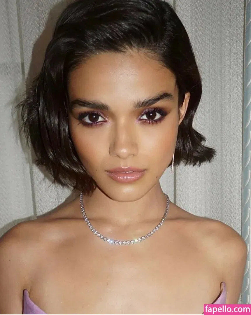 Rachel Zegler Onlyfans Photo Gallery 