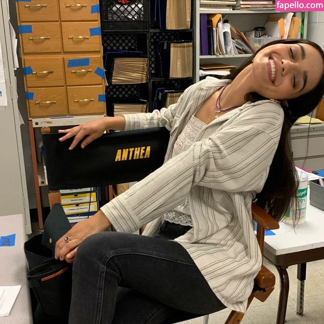 Rachel Zegler Onlyfans Photo Gallery 