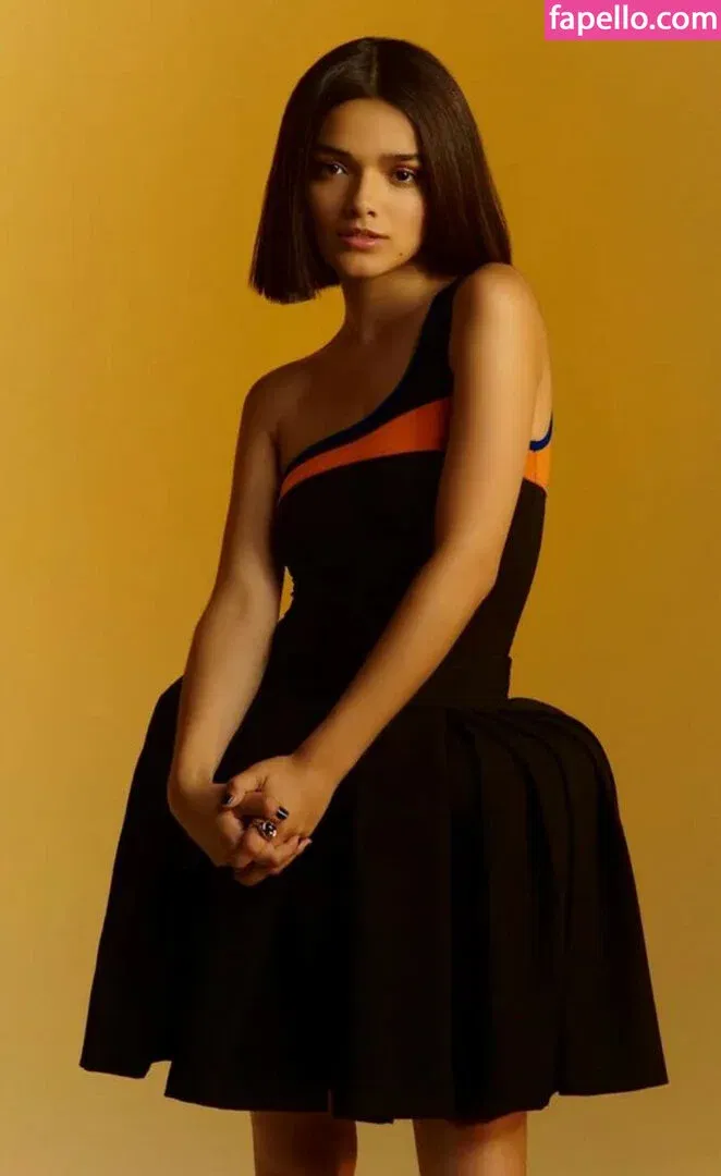 Rachel Zegler Onlyfans Photo Gallery 