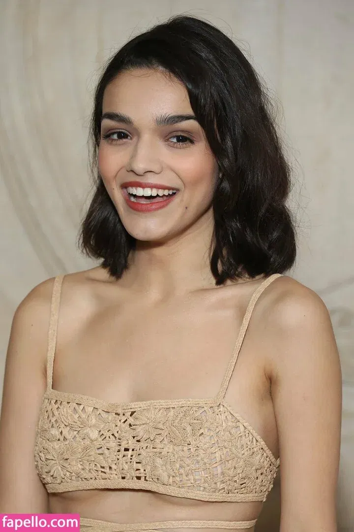 Rachel Zegler Onlyfans Photo Gallery 