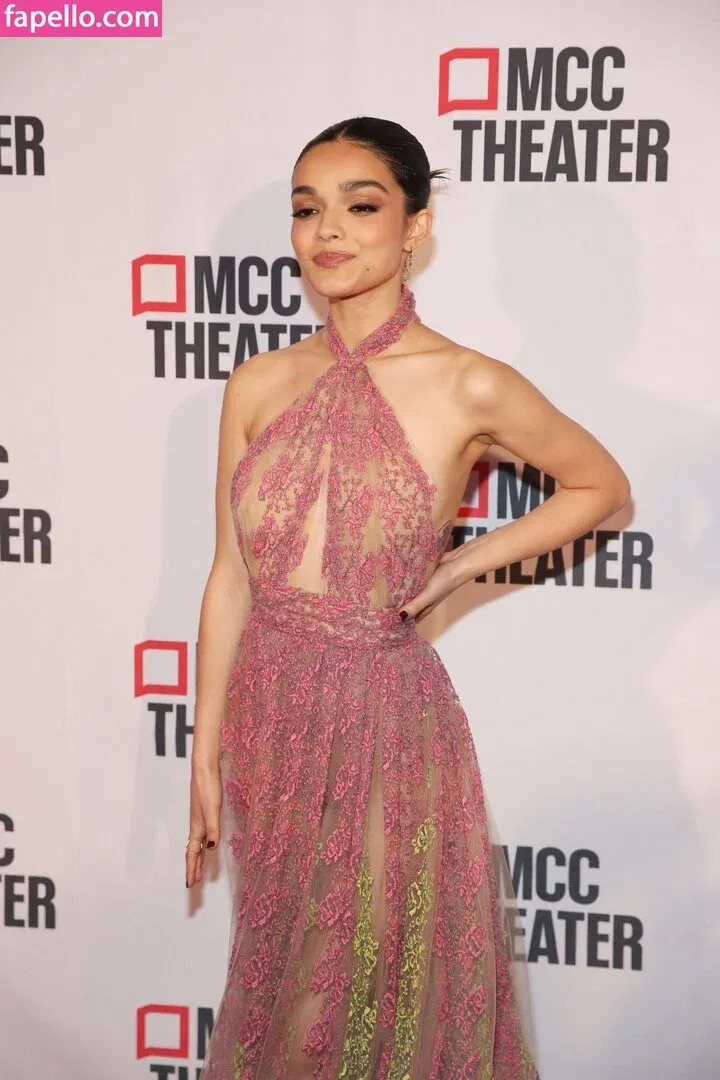 Rachel Zegler Onlyfans Photo Gallery 