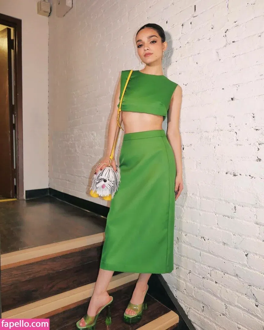 Rachel Zegler Onlyfans Photo Gallery 