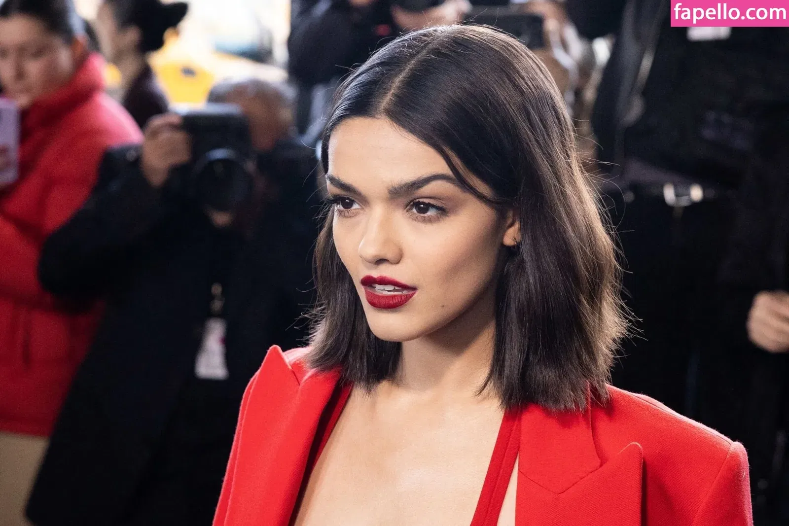 Rachel Zegler Onlyfans Photo Gallery 