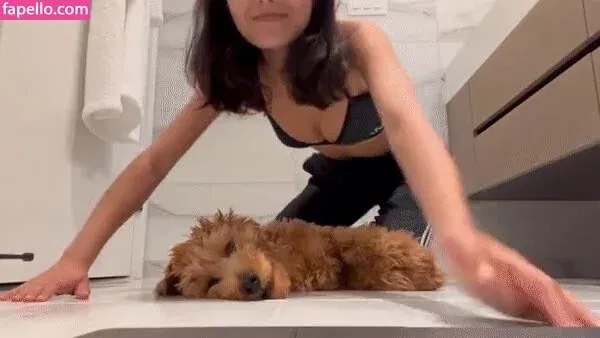 Rachel Zegler Onlyfans Photo Gallery 