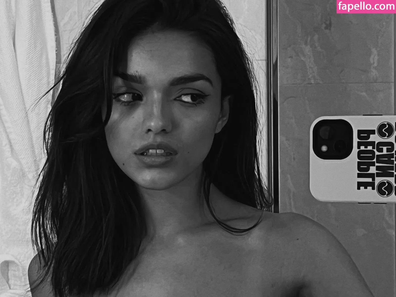 Rachel Zegler Onlyfans Photo Gallery 