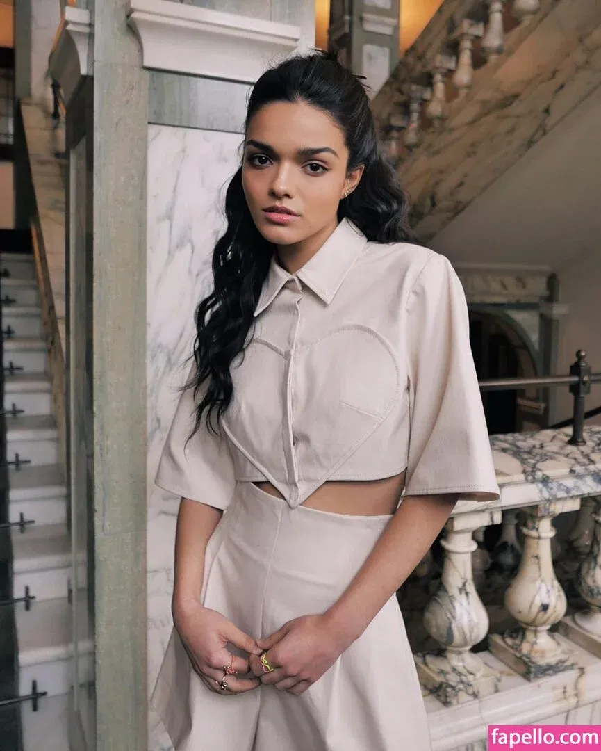 Rachel Zegler Onlyfans Photo Gallery 