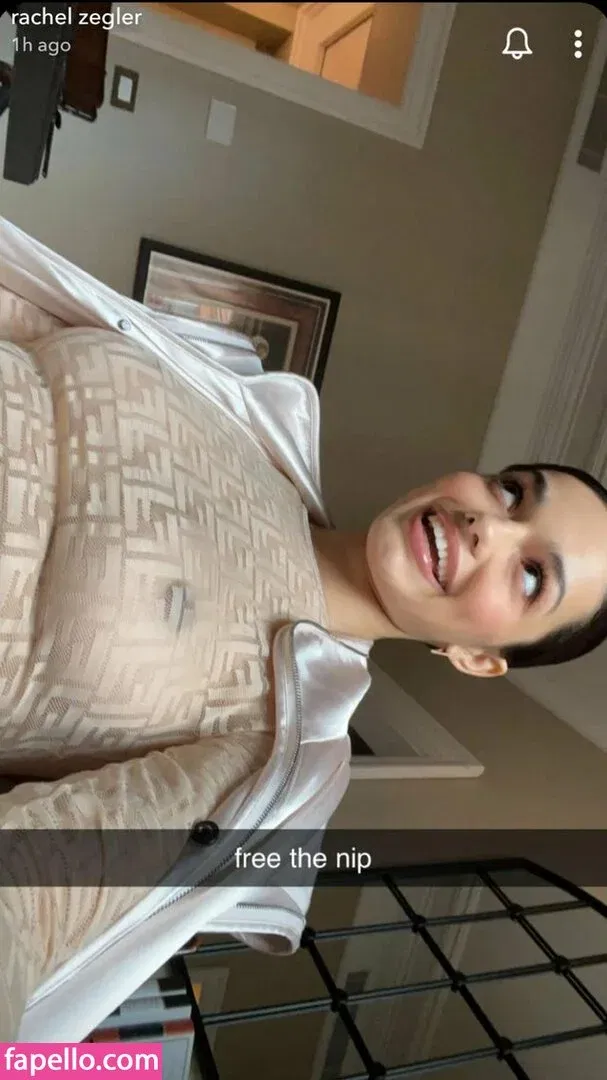 Rachel Zegler Onlyfans Photo Gallery 