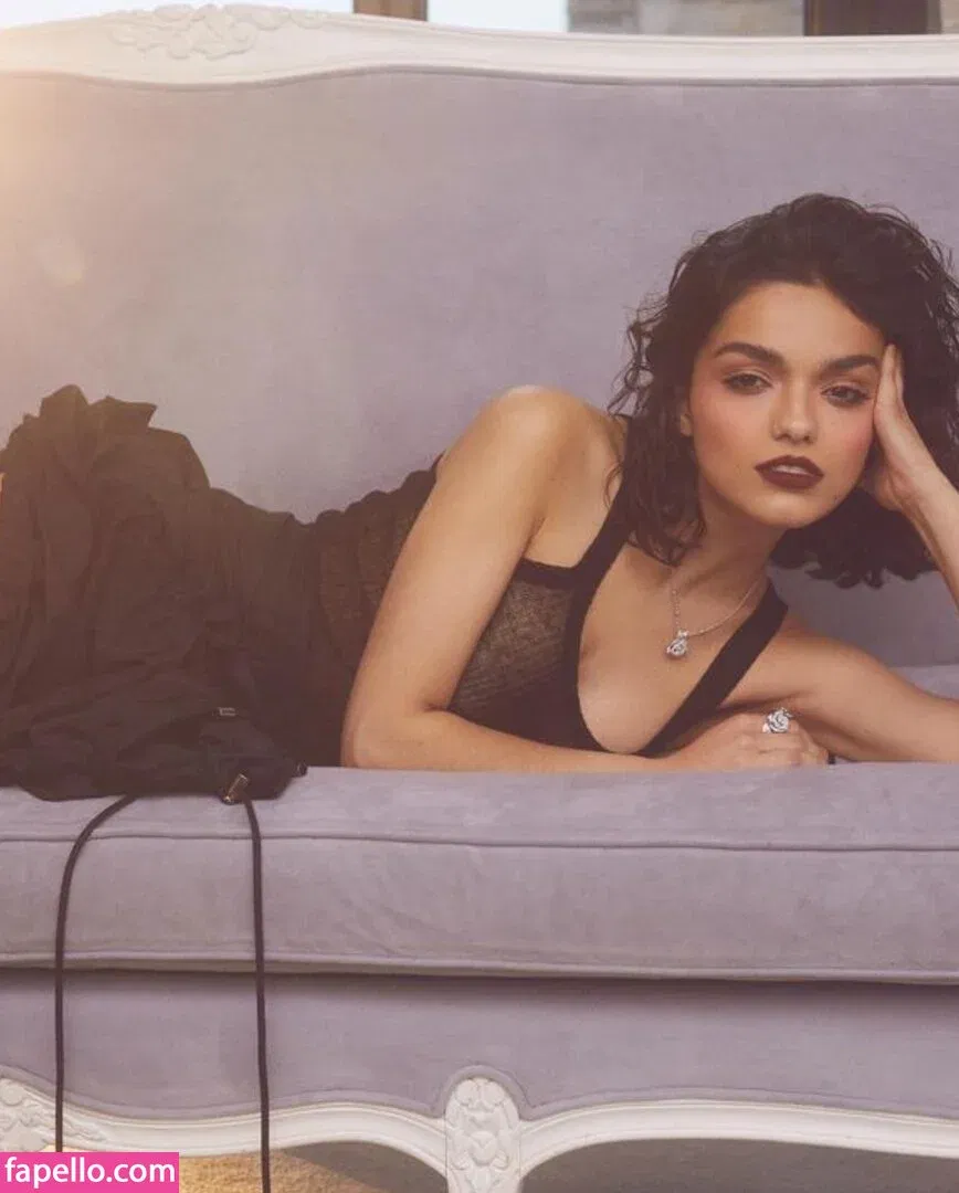 Rachel Zegler Onlyfans Photo Gallery 