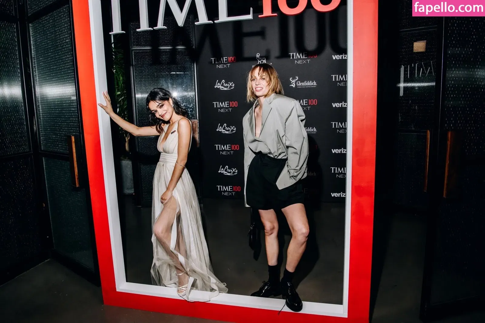 Rachel Zegler Onlyfans Photo Gallery 