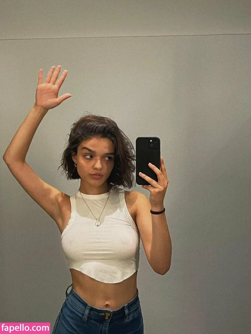 Rachel Zegler Onlyfans Photo Gallery 