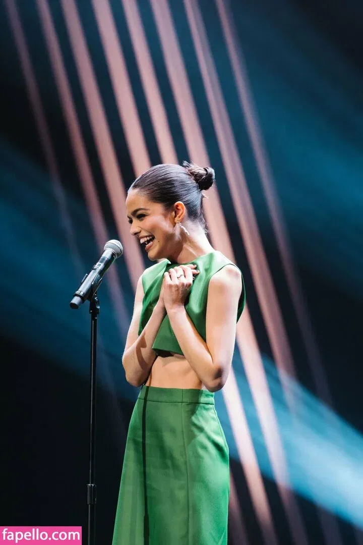 Rachel Zegler Onlyfans Photo Gallery 