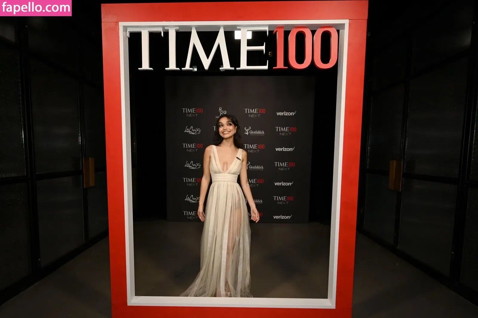 Rachel Zegler Onlyfans Photo Gallery 