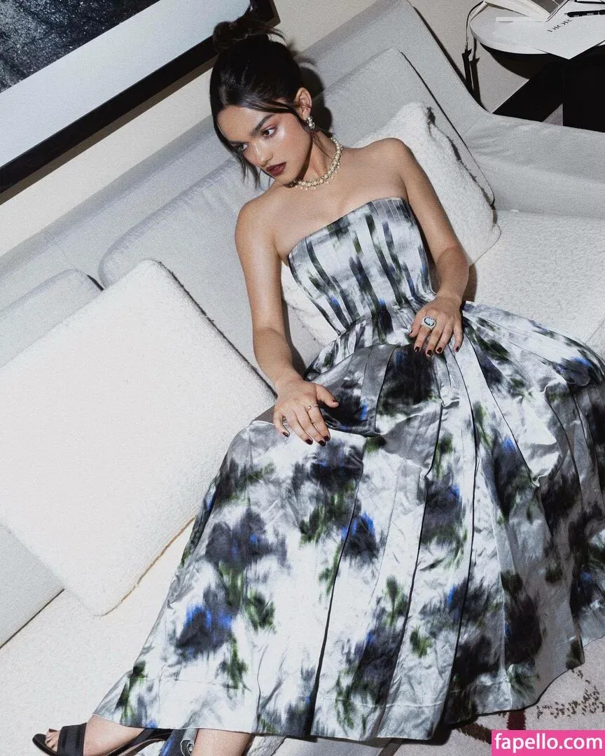 Rachel Zegler Onlyfans Photo Gallery 