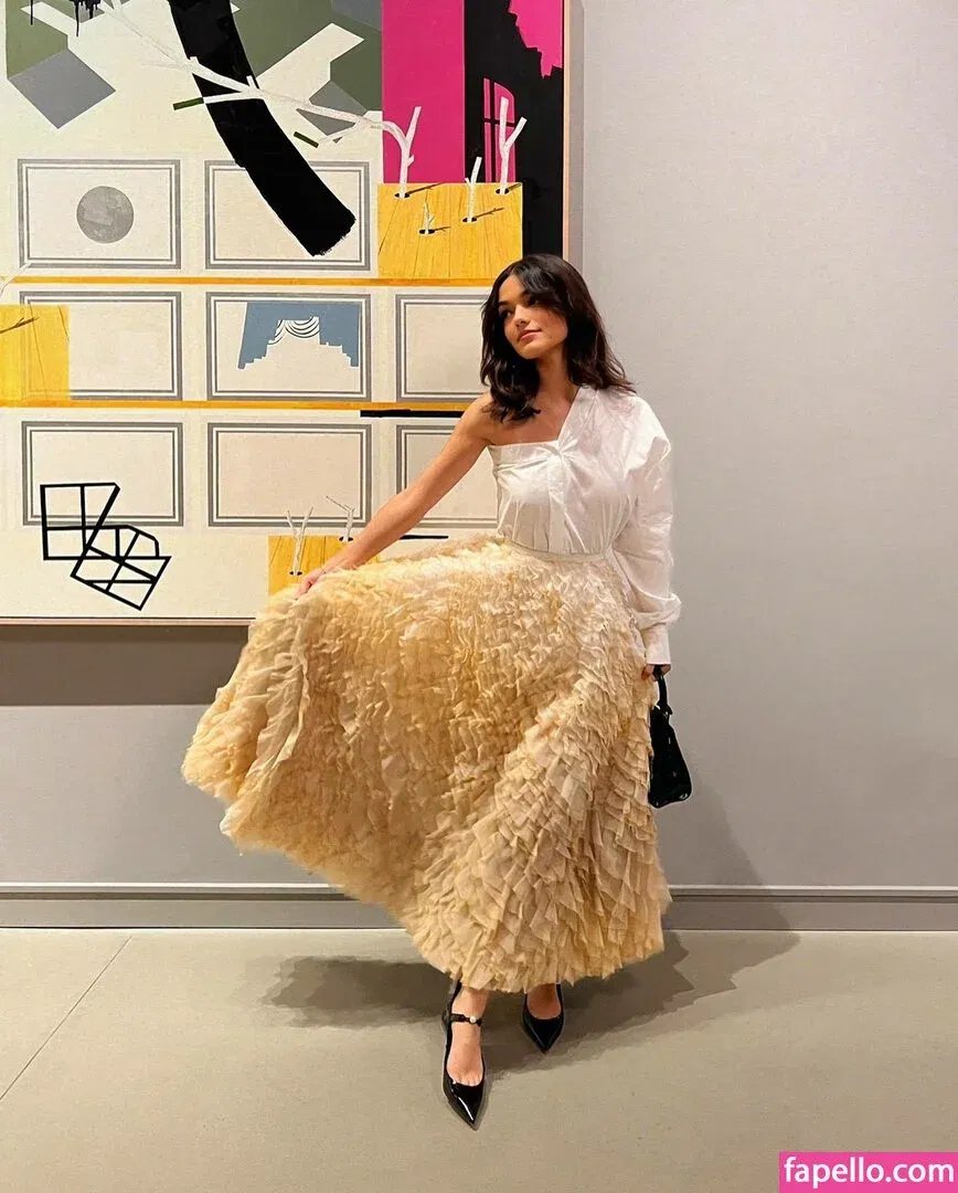 Rachel Zegler Onlyfans Photo Gallery 