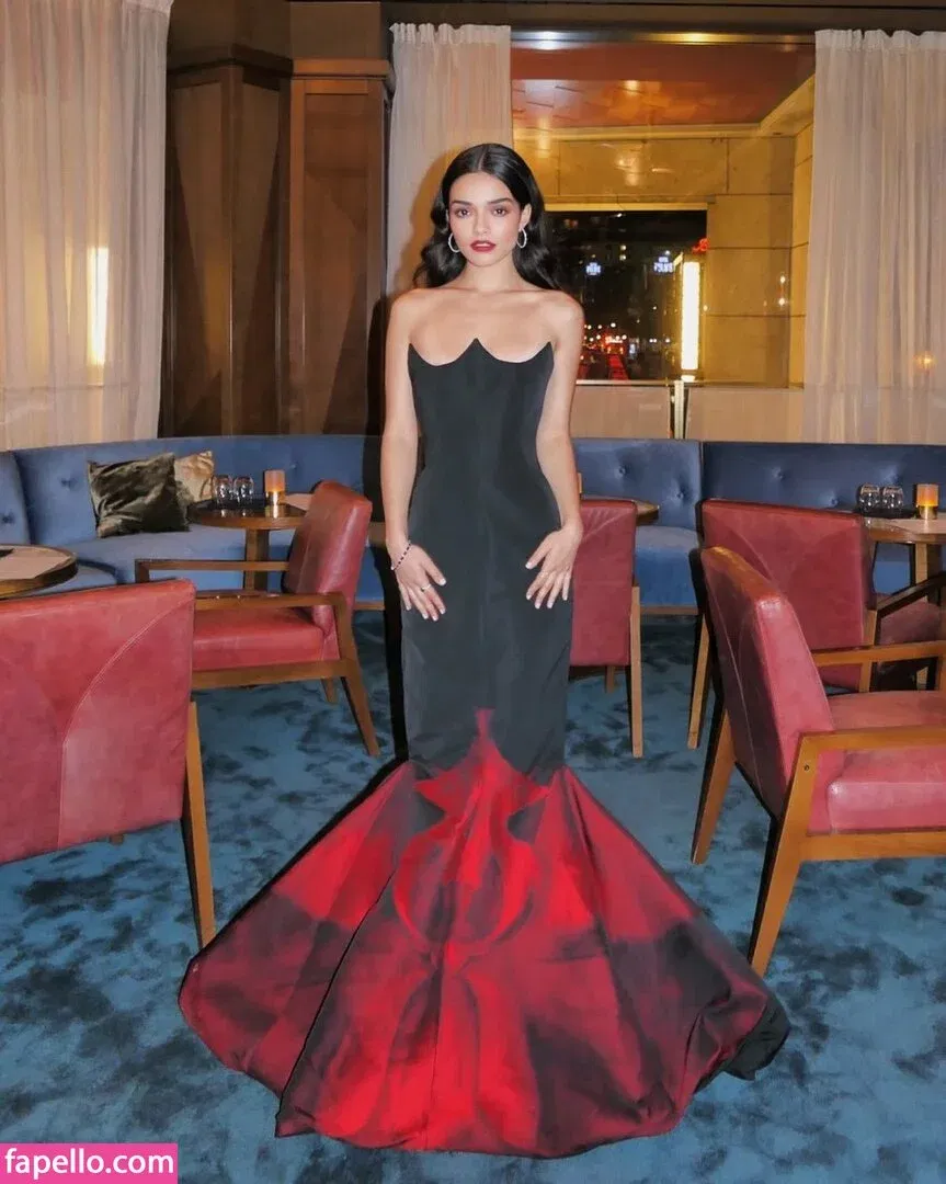 Rachel Zegler Onlyfans Photo Gallery 