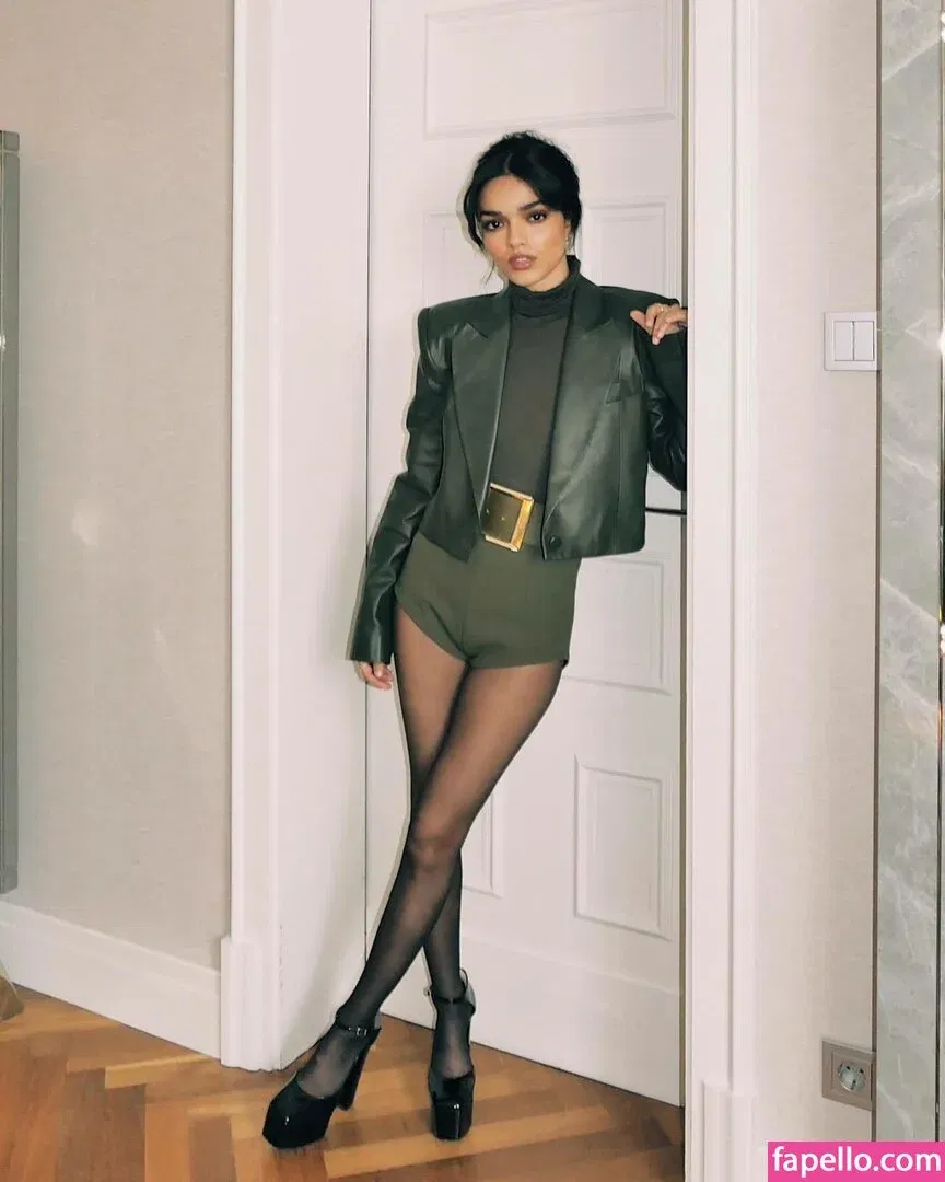 Rachel Zegler Onlyfans Photo Gallery 