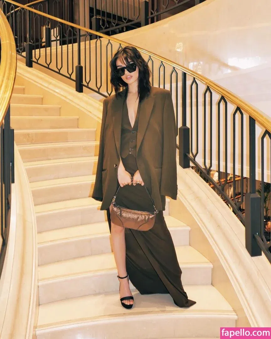 Rachel Zegler Onlyfans Photo Gallery 