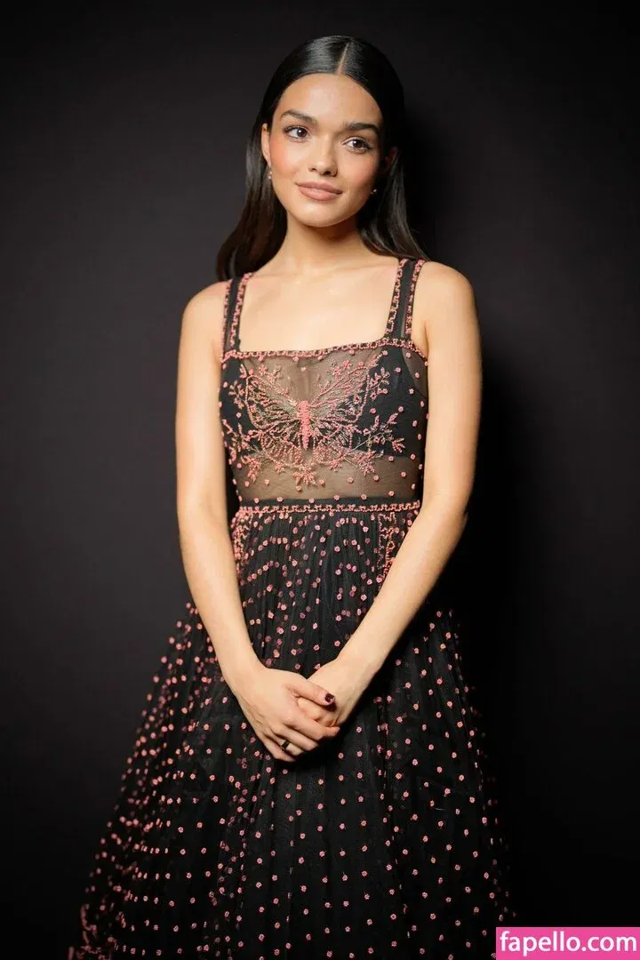 Rachel Zegler Onlyfans Photo Gallery 