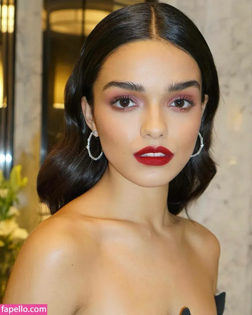 Rachel Zegler Onlyfans Photo Gallery 