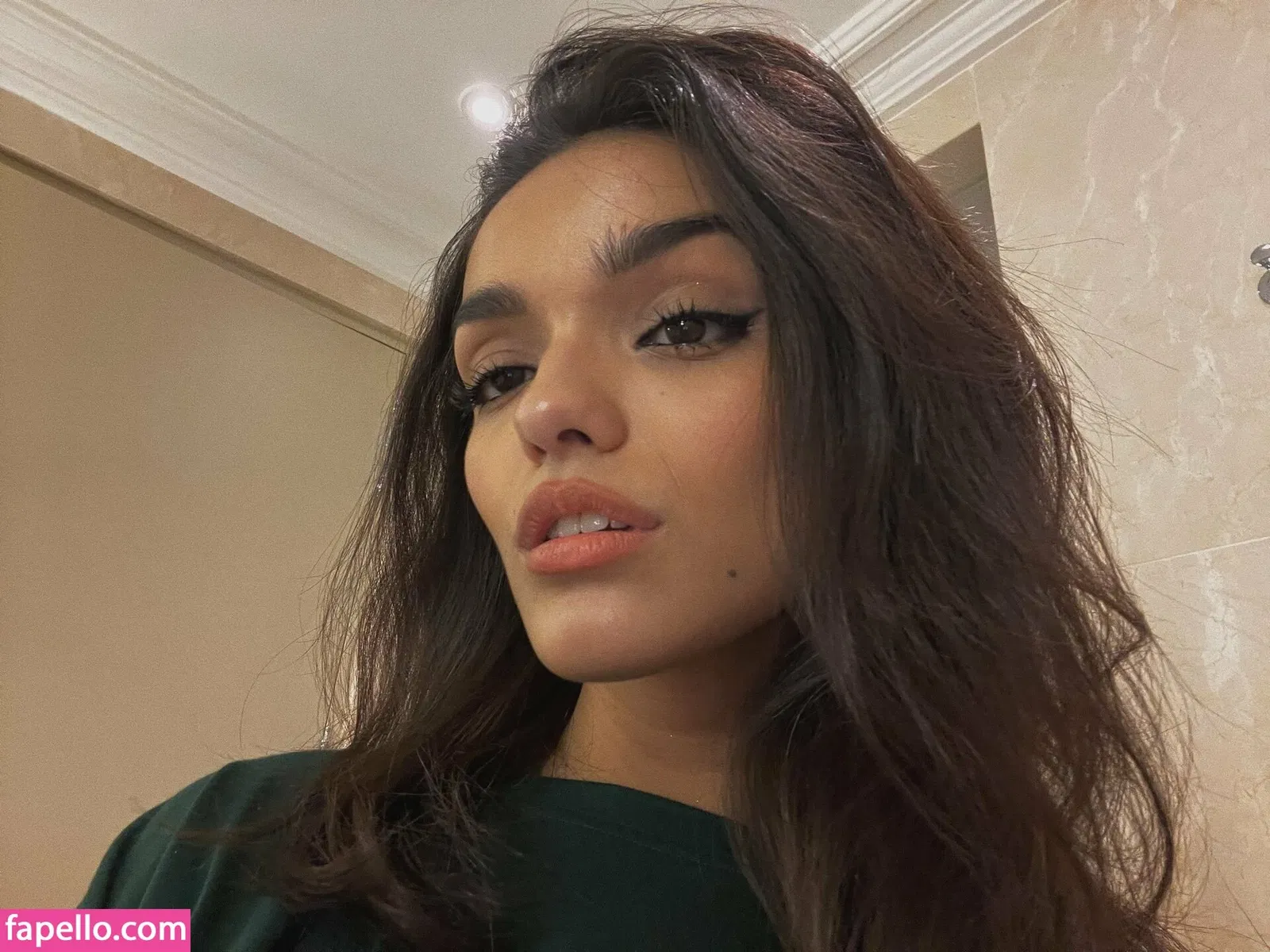 Rachel Zegler Onlyfans Photo Gallery 