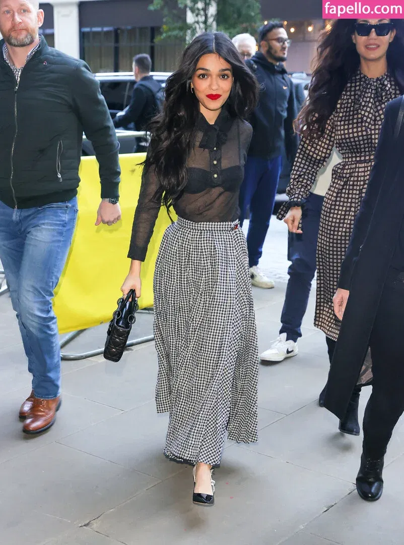 Rachel Zegler Onlyfans Photo Gallery 