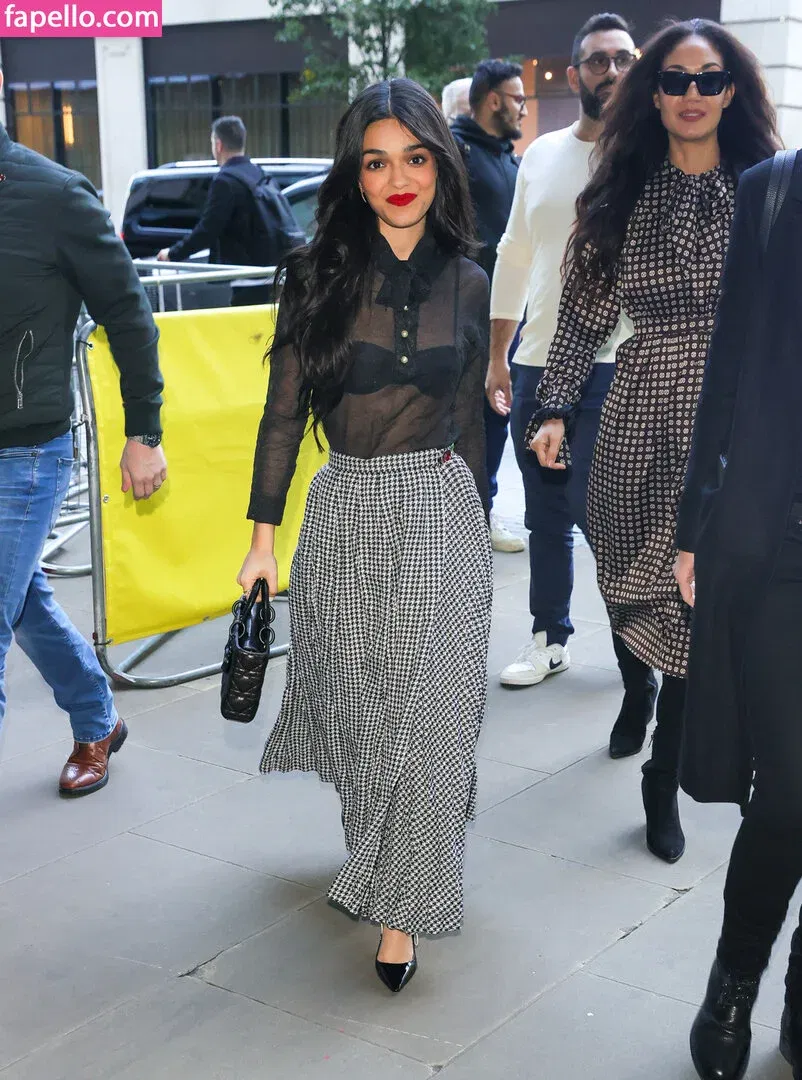 Rachel Zegler Onlyfans Photo Gallery 