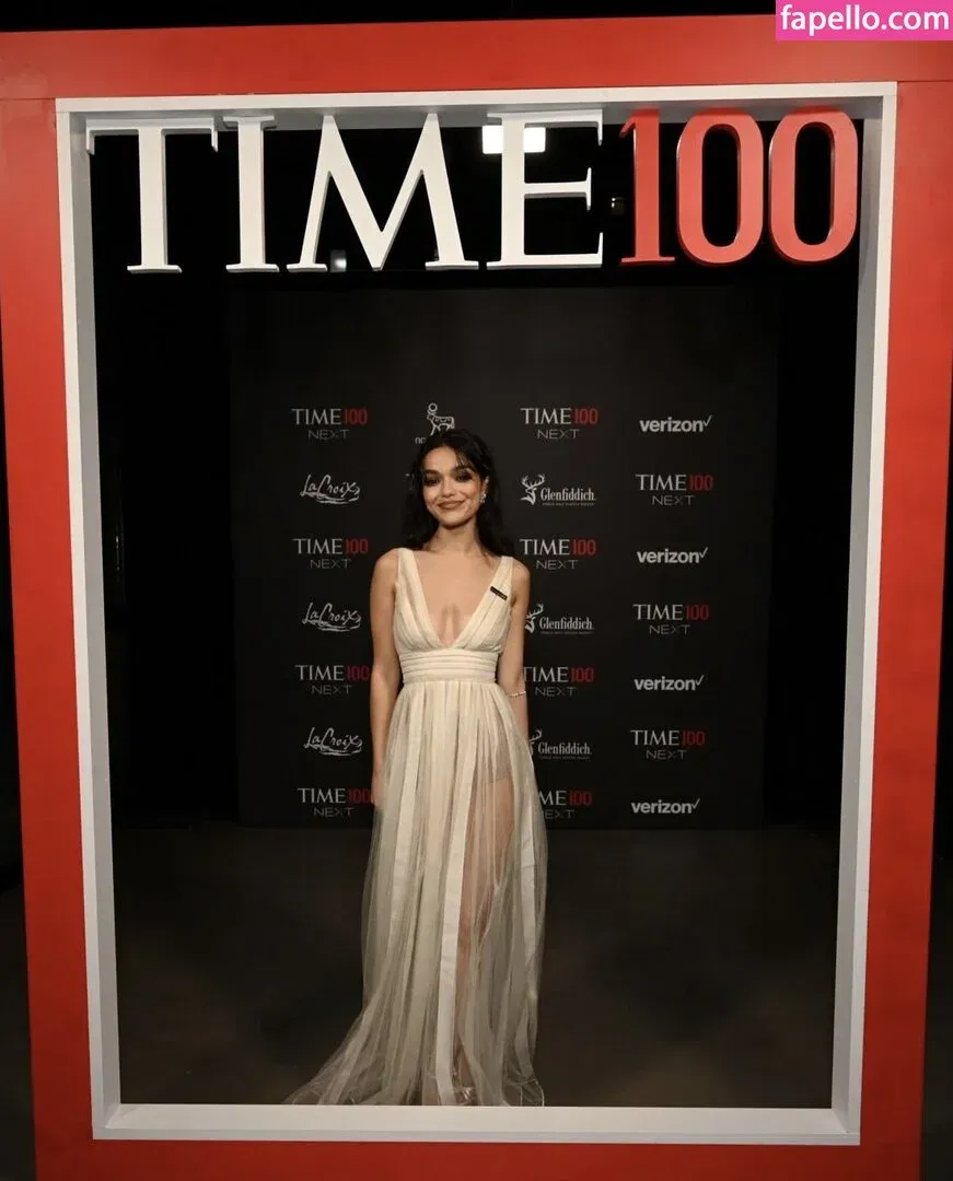 Rachel Zegler Onlyfans Photo Gallery 