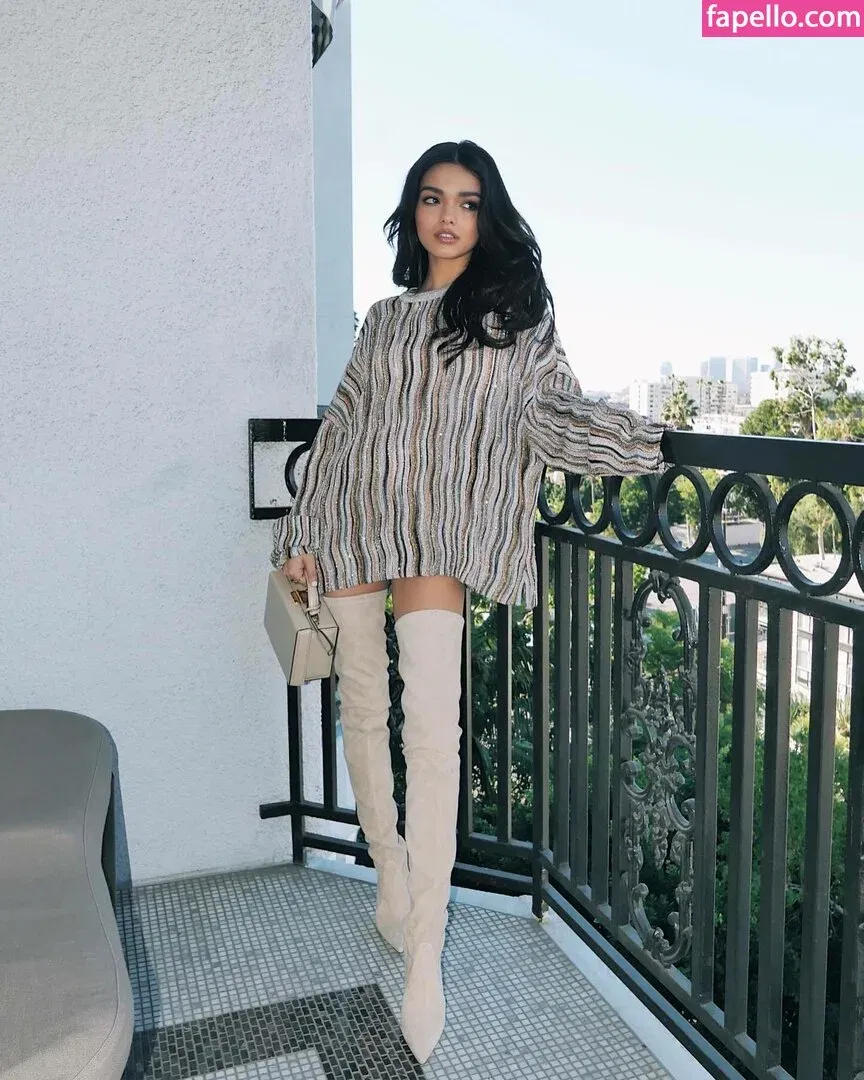 Rachel Zegler Onlyfans Photo Gallery 