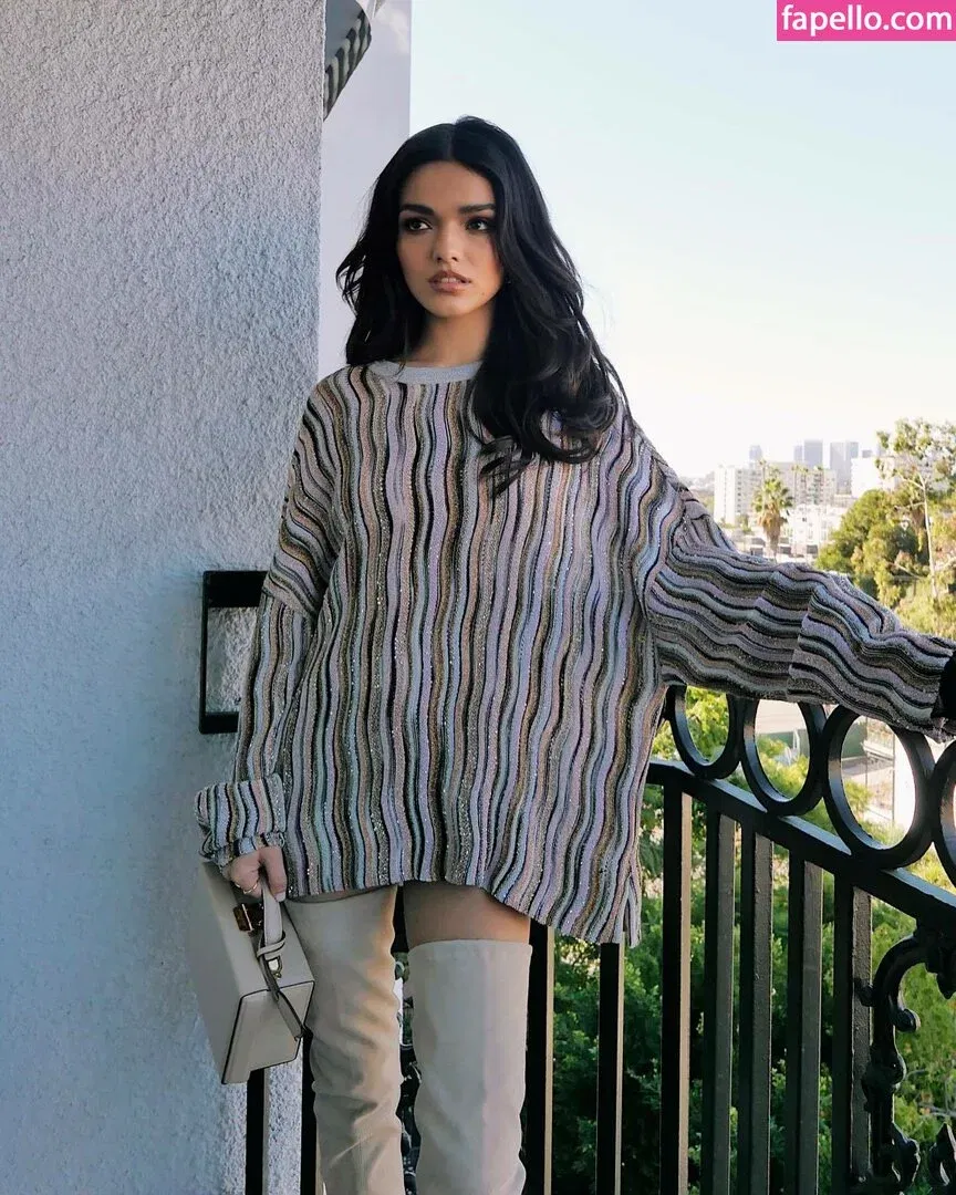 Rachel Zegler Onlyfans Photo Gallery 