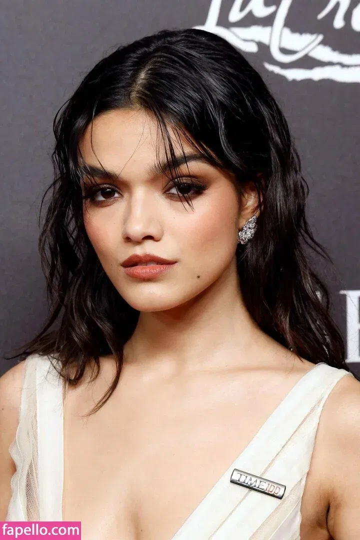 Rachel Zegler Onlyfans Photo Gallery 