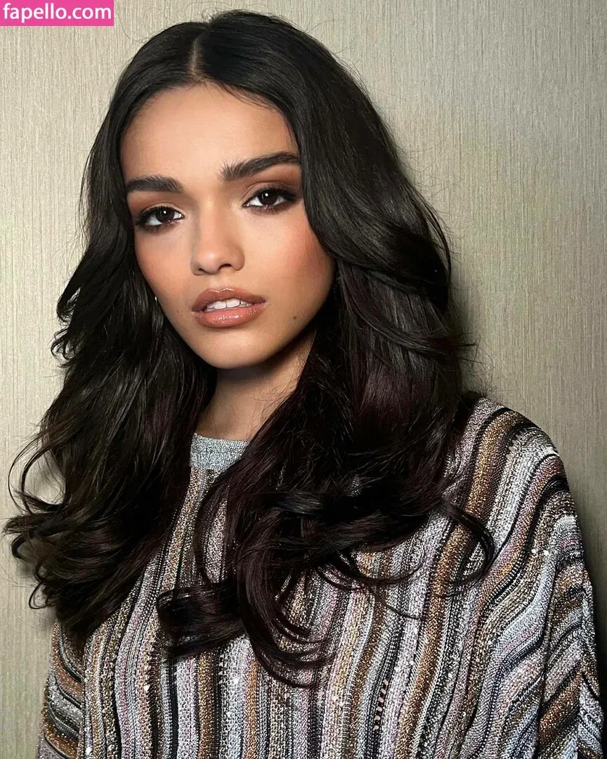 Rachel Zegler Onlyfans Photo Gallery 