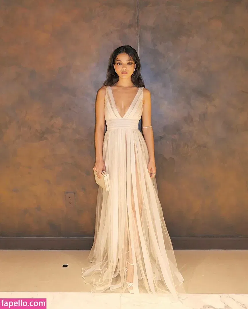 Rachel Zegler Onlyfans Photo Gallery 