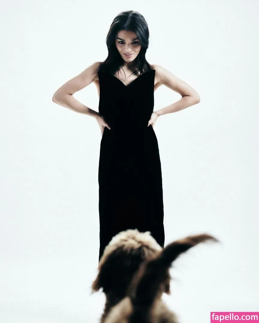 Rachel Zegler Onlyfans Photo Gallery 