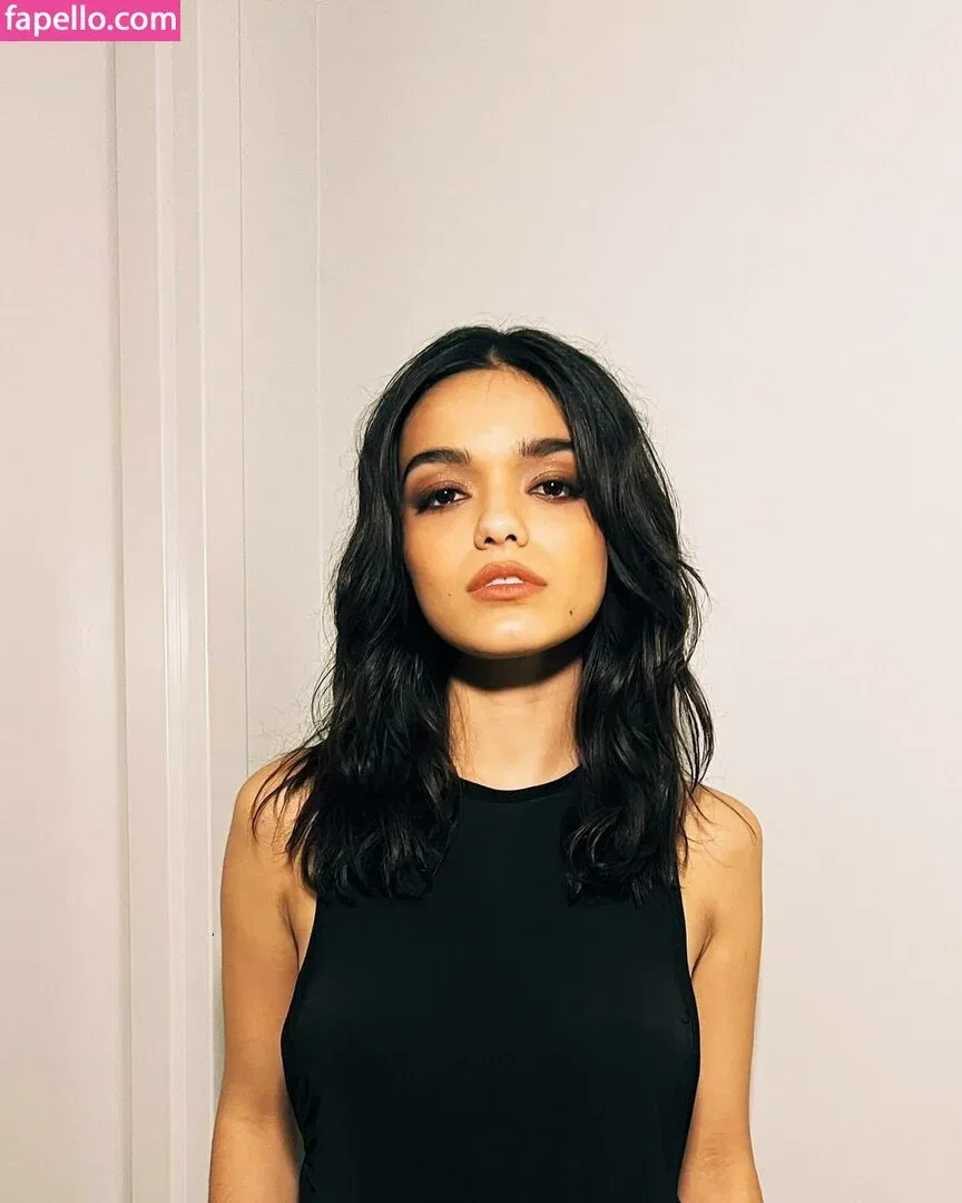 Rachel Zegler Onlyfans Photo Gallery 