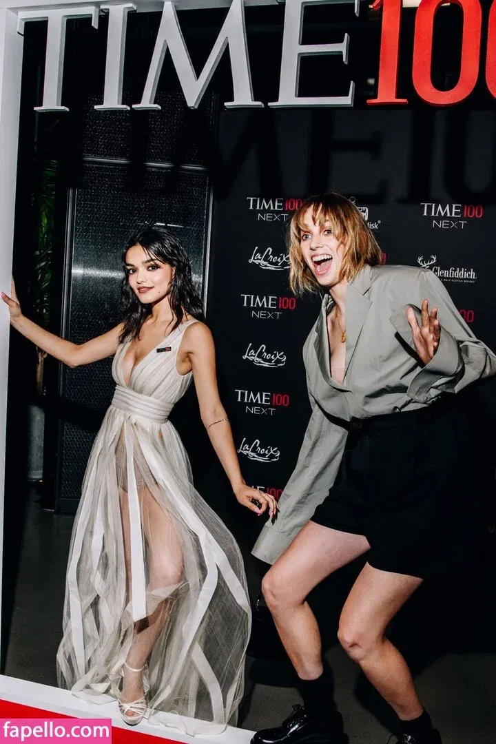 Rachel Zegler Onlyfans Photo Gallery 